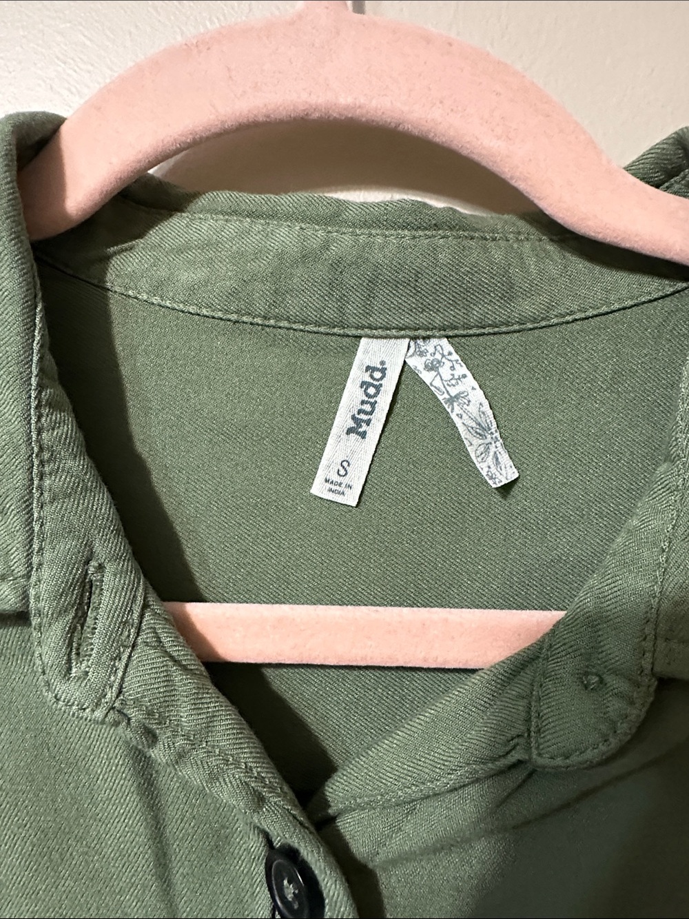 Mudd Lightweight Olive Green Button-Front Utility Shirt - Picture 2 of 4